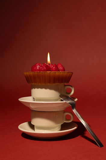 Tom-Àdam---Candle---Lifestyle---For-Glassette---3.jpg
